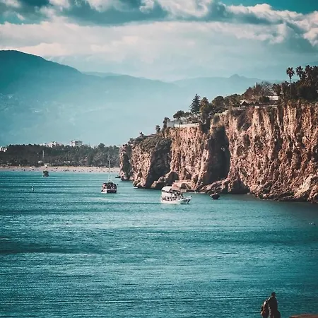 Lejlighed Kaleici Benzersiz Donanimli Muethis Teras Keyfi Uygun Fiyat Ev *