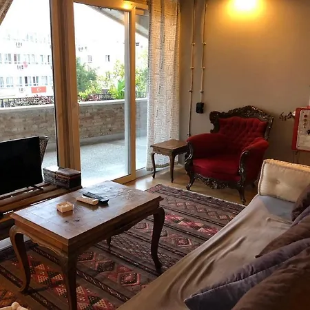 Lejlighed Kaleici Benzersiz Donanimli Muethis Teras Keyfi Uygun Fiyat Ev