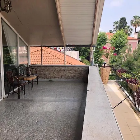 Kaleici Benzersiz Donanimli Muethis Teras Keyfi Uygun Fiyat Ev Lejlighed *